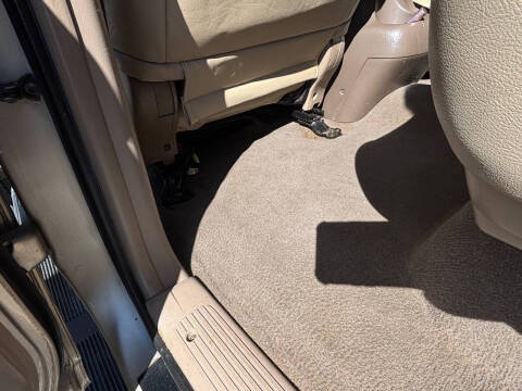 2002 Toyota Sequoia SR5