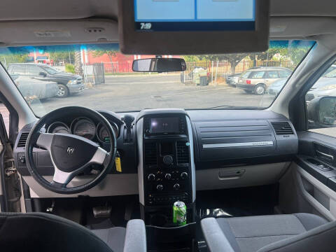 2008 Dodge Grand Caravan SXT