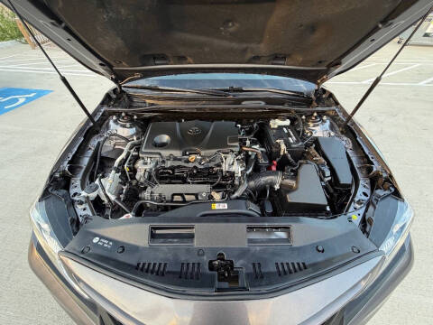 2020 Toyota Camry SE