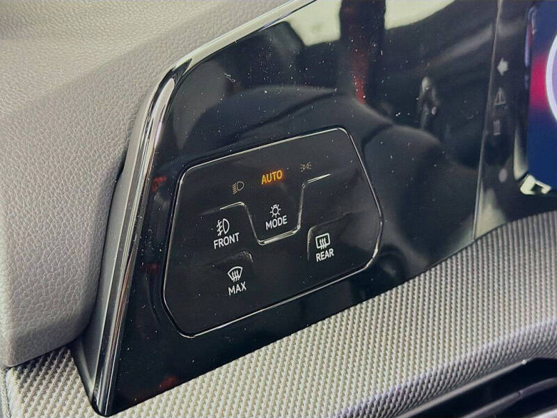 2026 Volkswagen Golf GTI SE