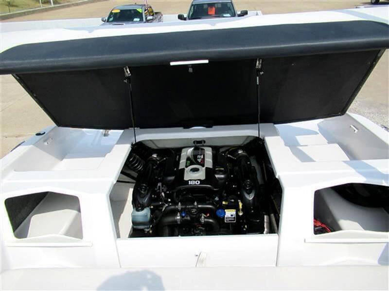 2016 Four Winns 190 Horizon