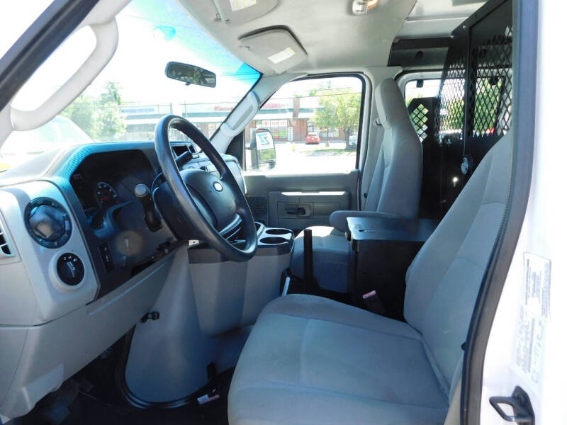 2014 Ford E-Series E-150