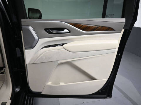 2023 Cadillac Escalade ESV Sport Platinum