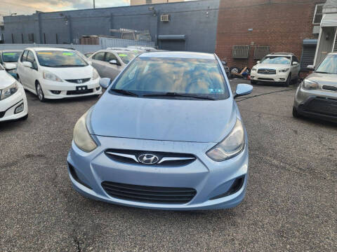 2014 Hyundai Accent GLS