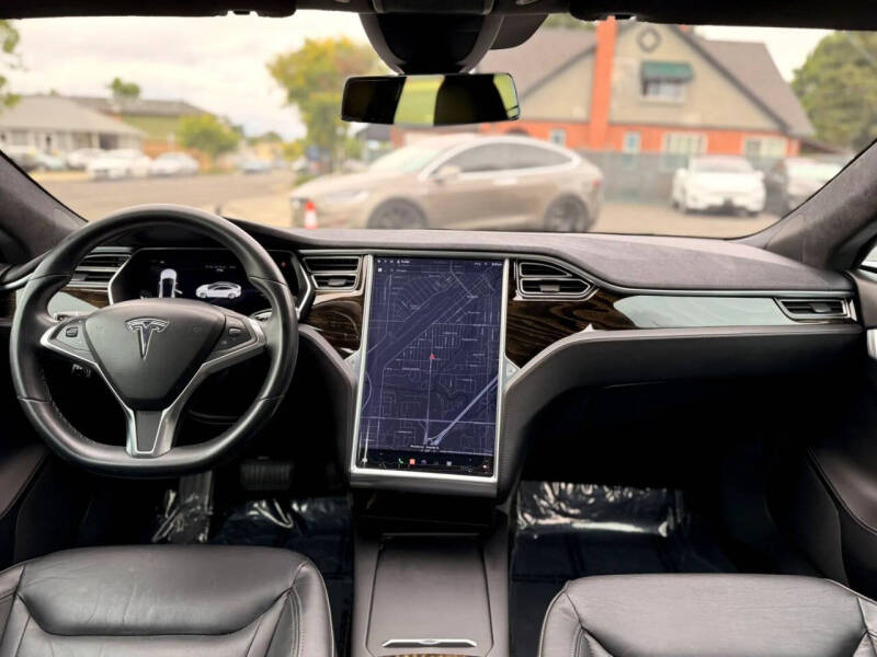 2016 Tesla Model S