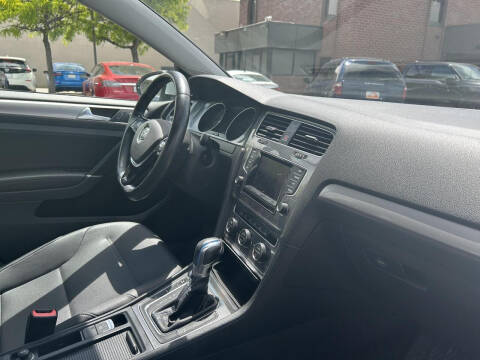 2015 Volkswagen e-Golf SEL Premium