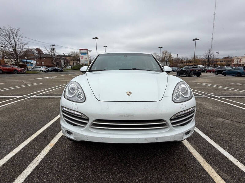 2014 Porsche Cayenne Platinum