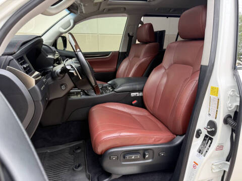 2017 Lexus LX 570