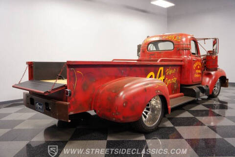 1960 Mack B-Series