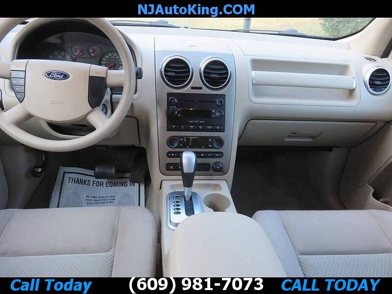 2005 Ford Freestyle SE