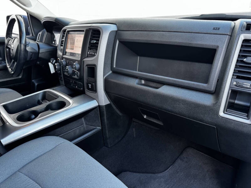 2023 RAM 1500 Classic Express