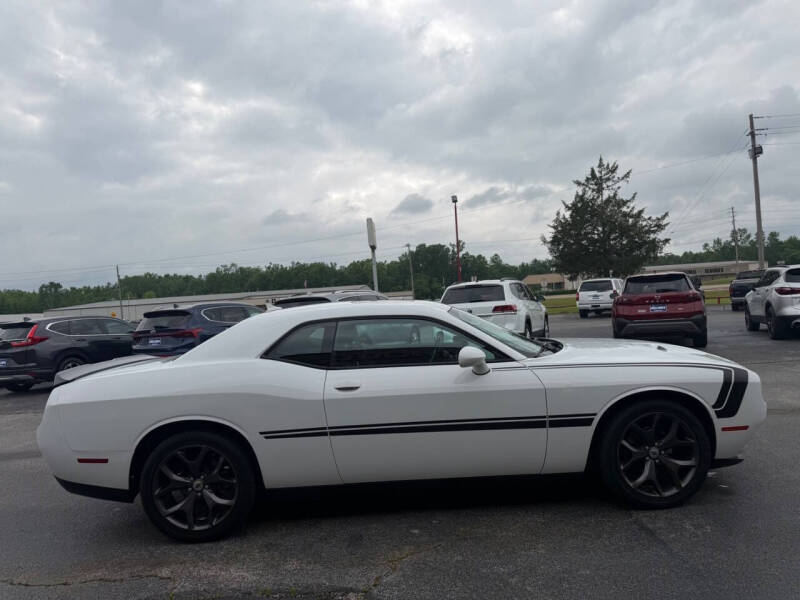 2017 Dodge Challenger SXT