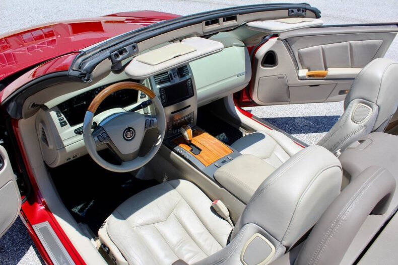 2004 Cadillac XLR