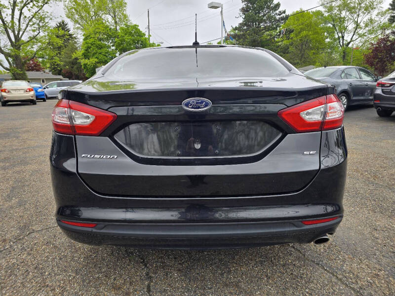 2014 Ford Fusion SE