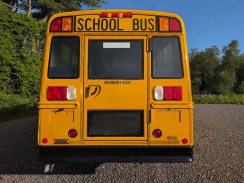 2019 Freightliner B2 Chassis