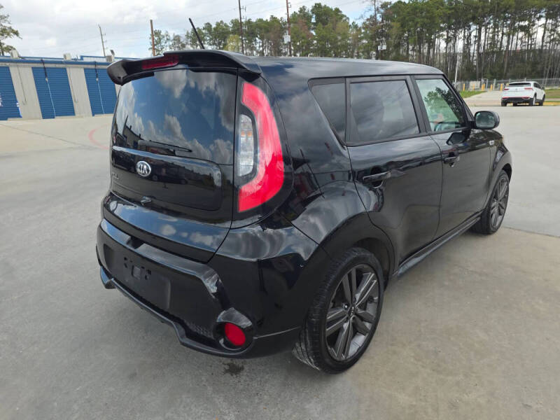 2016 Kia Soul +