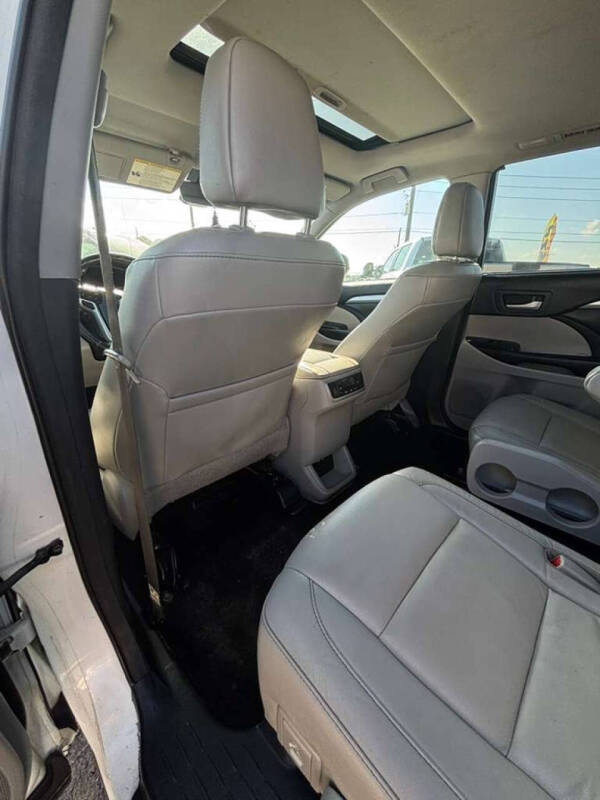 2017 Toyota Highlander XLE