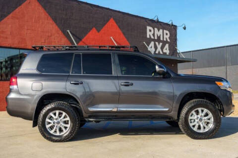 2018 Toyota Land Cruiser
