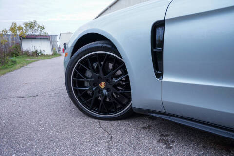 2018 Porsche Panamera 4S