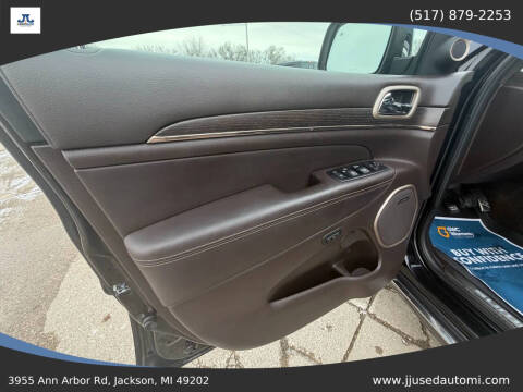 2017 Jeep Grand Cherokee Summit