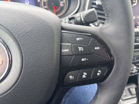 2023 Jeep Cherokee Altitude Lux