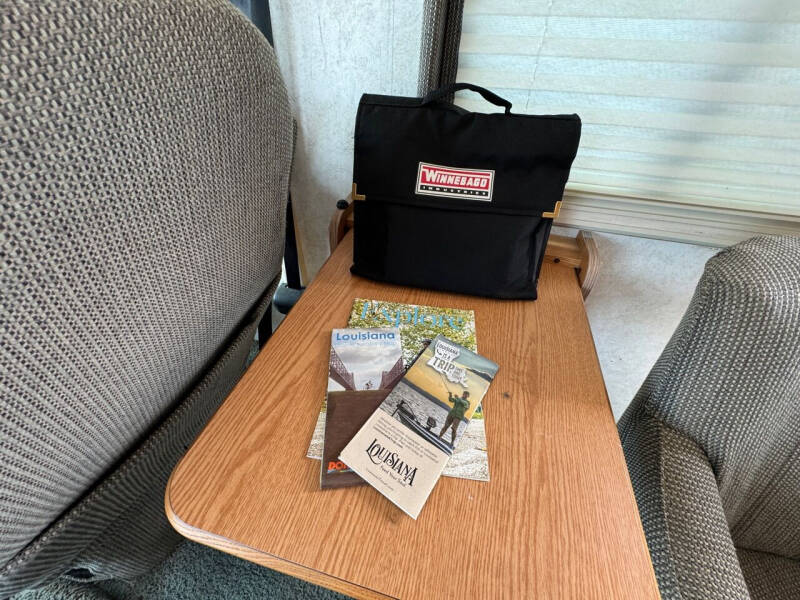 2004 Winnebago Sightseer 35N