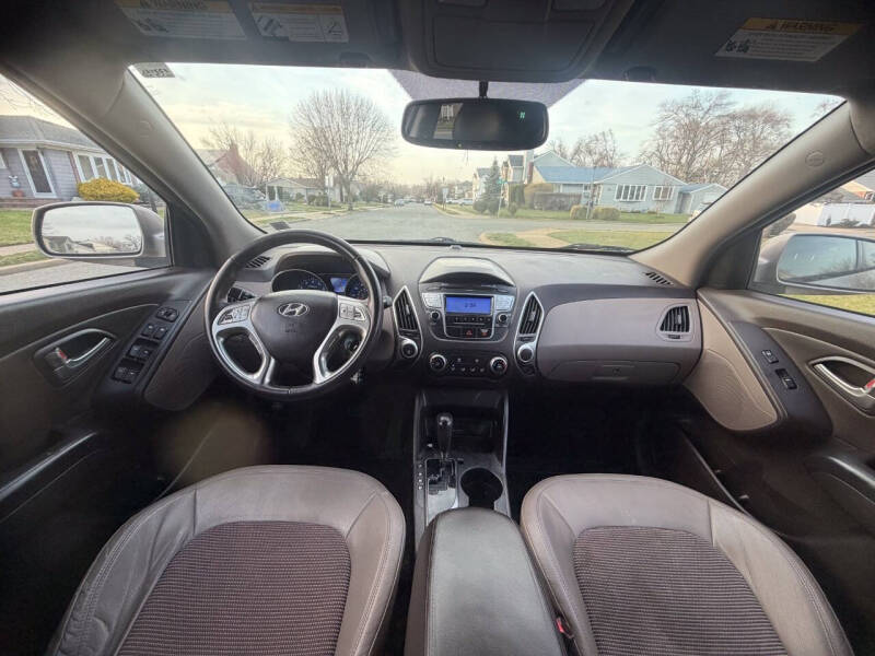 2011 Hyundai Tucson GLS