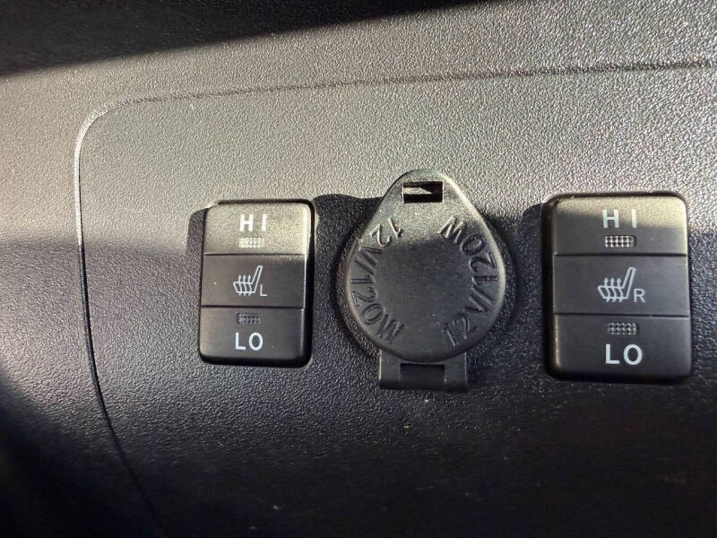 2012 Toyota Prius Plug-in Hybrid