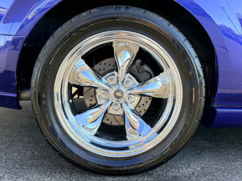 2005 Ford Mustang GT Premium