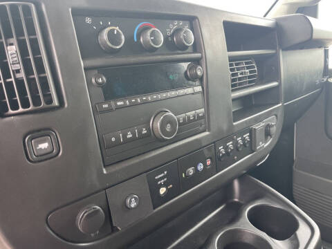 2017 Chevrolet Express 2500
