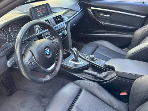 2018 BMW 3 Series 330i