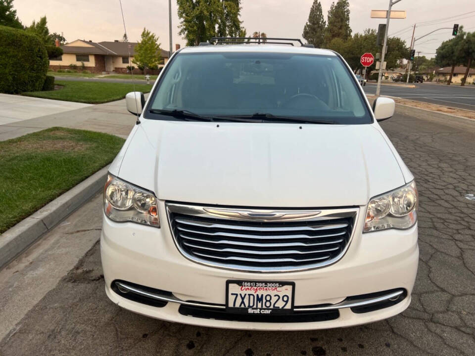 2016 Chrysler Town and Country for sale at AUTO 4 LESS in Fresno, CA