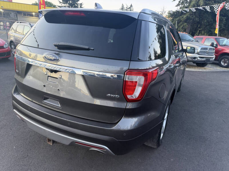 2016 Ford Explorer XLT