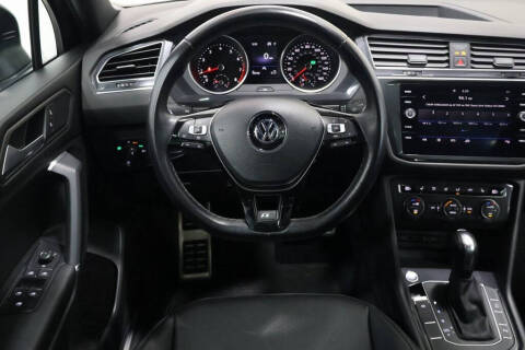2020 Volkswagen Tiguan SE R-Line Black
