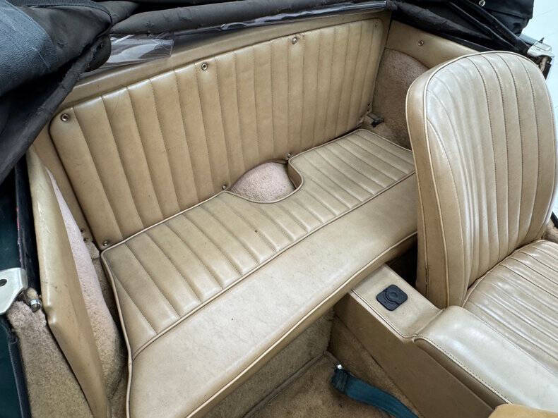 1965 MG MGB