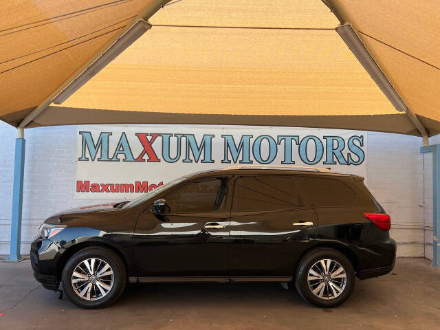 2020 Nissan Pathfinder for sale at Maxum Motors Limited in Chandler, AZ