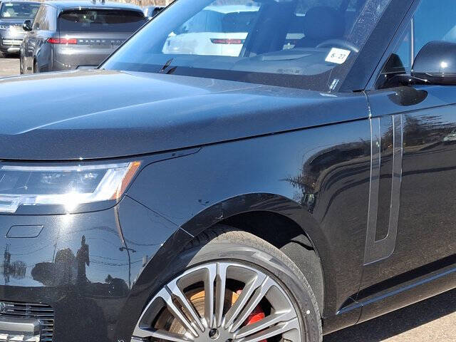 2023 Land Rover Range Rover P530 SE