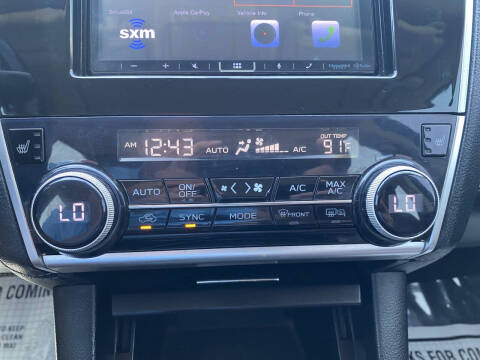 2019 Subaru Outback 2.5i Touring