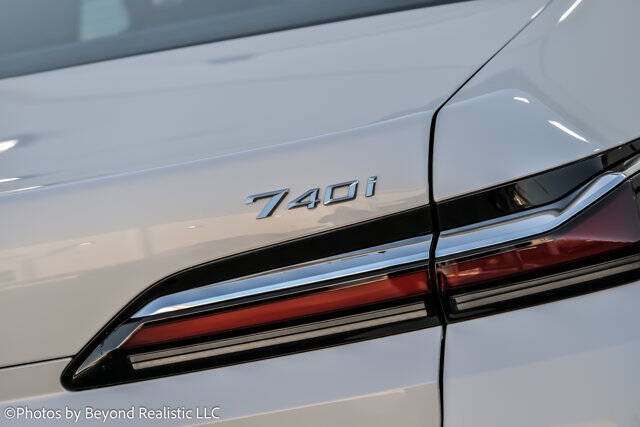2025 BMW 7 Series 740i xDrive