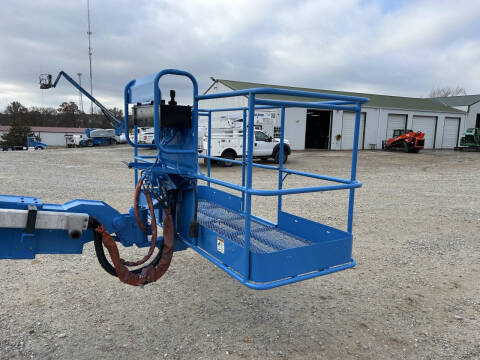 2015 Genie 80' Manlift
