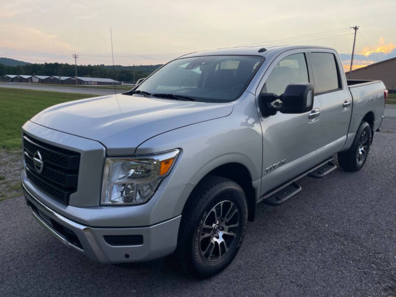 2021 Nissan Titan SV