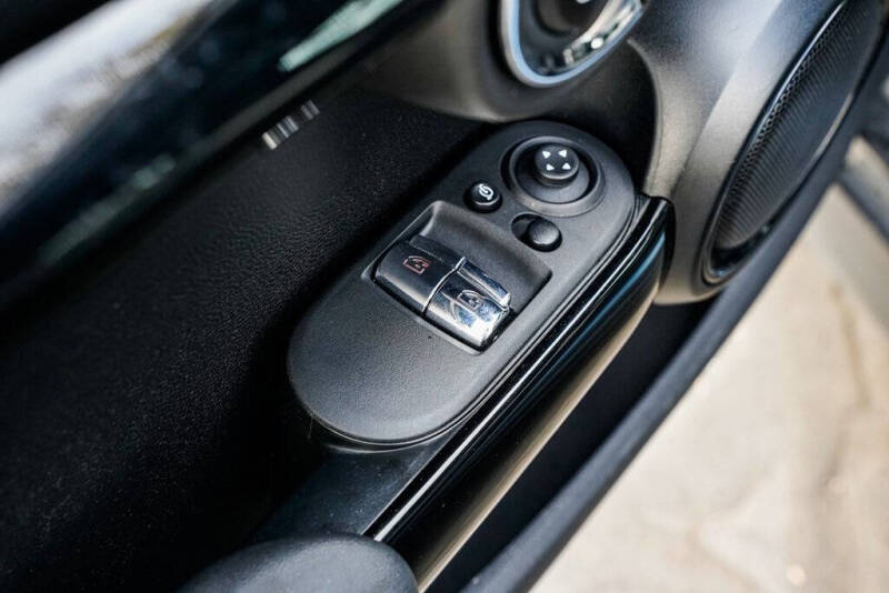 2023 MINI Hardtop 2 Door Cooper SE