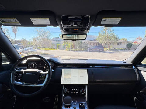 2023 Land Rover Range Rover P530 SE