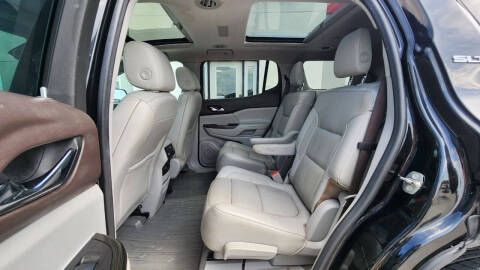 2017 GMC Acadia SLT-1