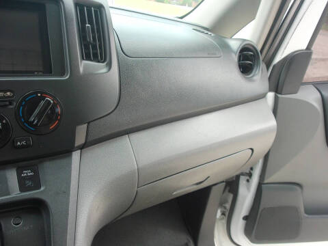 2015 Nissan NV200