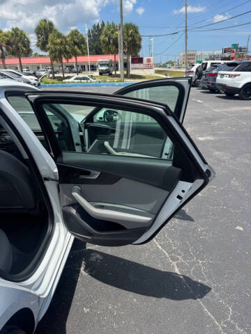 2017 Audi A4 2.0T quattro Premium Plus