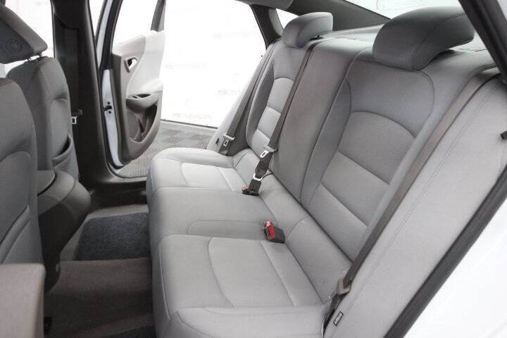 2022 Chevrolet Malibu LS