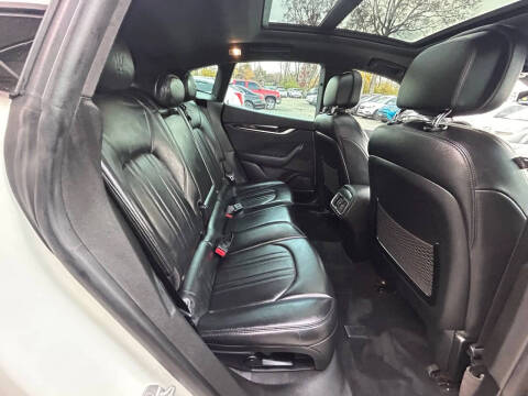 2017 Maserati Levante