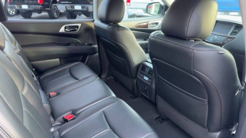 2016 Nissan Pathfinder