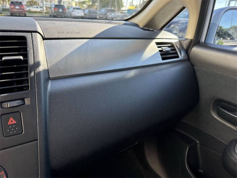 2011 Nissan Versa 1.8 S